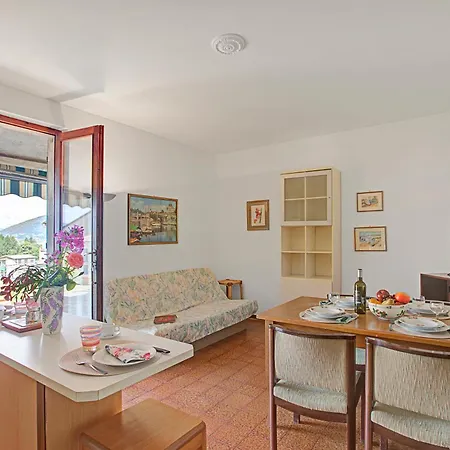 Casa Virginia Дом отдыха Лавено-Момбелло